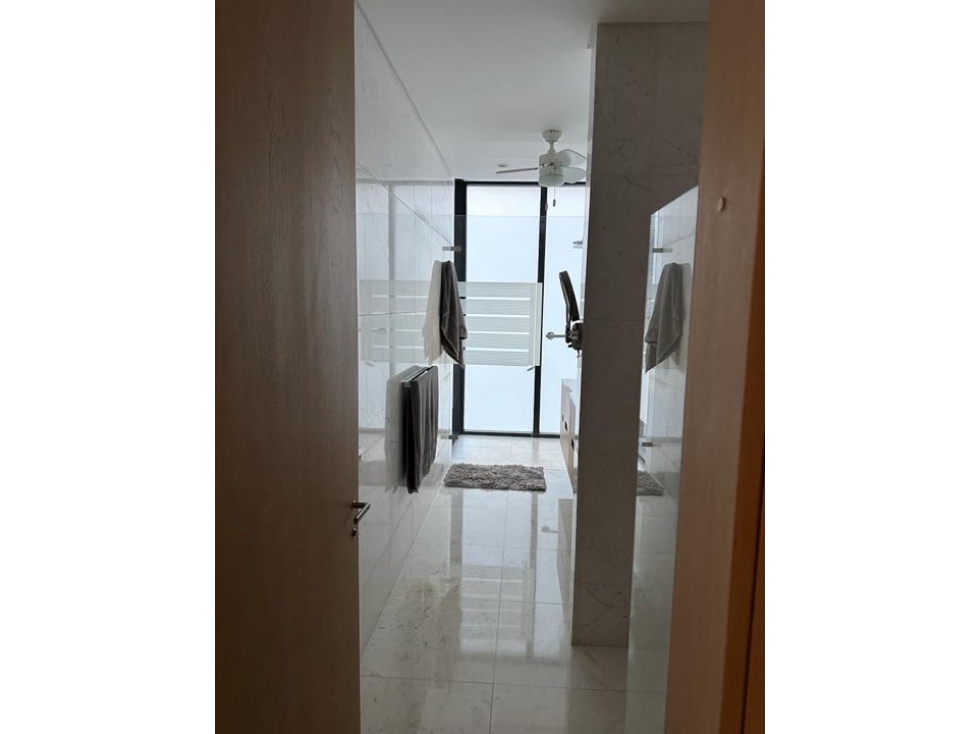 Apartamento en venta en Bocagrande, Cartagena · foto 3 de 12