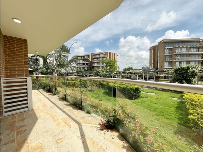 Apartamento de 2 alcobas en venta en Serena Del Mar, Cartagena, 76 m² · foto 2 de 16