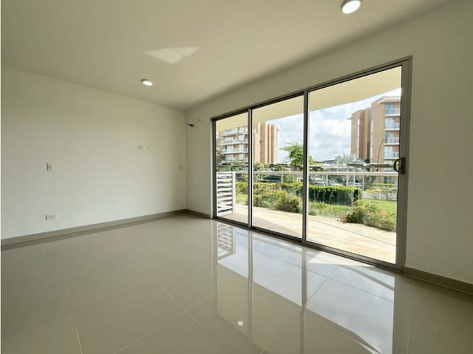 Apartamento de 2 alcobas en venta en Serena Del Mar, Cartagena, 76 m² · foto 3 de 16