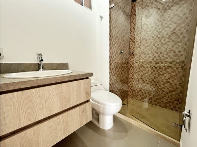 Apartamento de 2 alcobas en venta en Serena Del Mar, Cartagena, 76 m² · foto 9 de 16