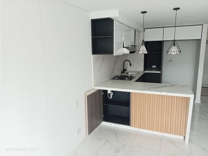Apartamento de 3 alcobas en venta en Guabinas, Yumbo, 75 m² · foto 8 de 24