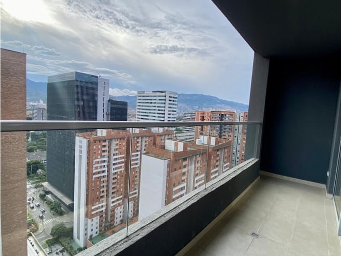 Apartaestudio en venta en Ciudad Del Río, Medellín, 56 m² · foto 6 de 13