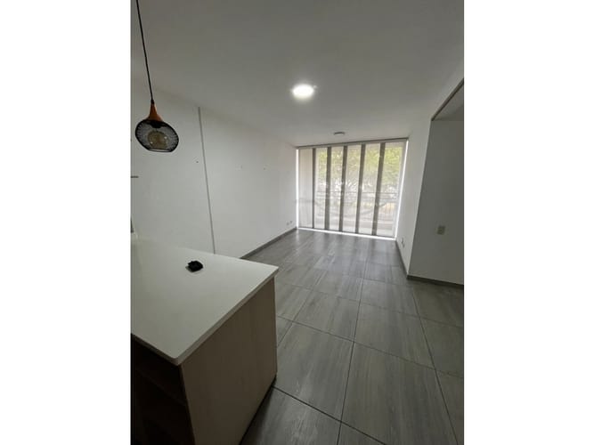 Apartamento de 3 alcobas en venta en Guabinas, Yumbo, 60 m² · foto 2 de 12