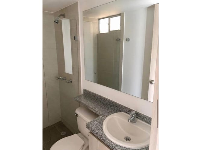 Apartamento de 3 alcobas en venta en Guabinas, Yumbo, 63 m² · foto 6 de 7