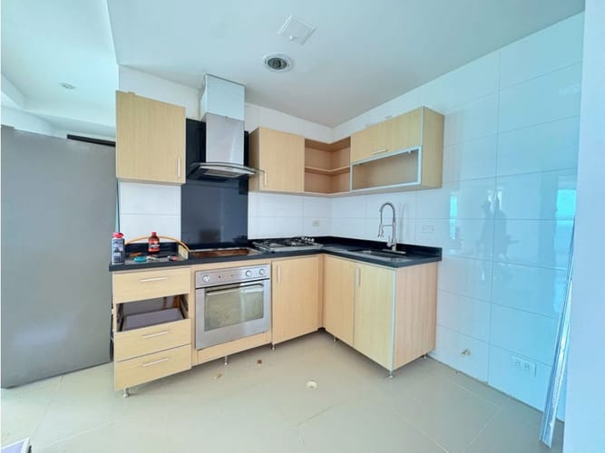 Apartamento de 2 alcobas en venta en La Boquilla, Cartagena, 105 m² · foto 5 de 13