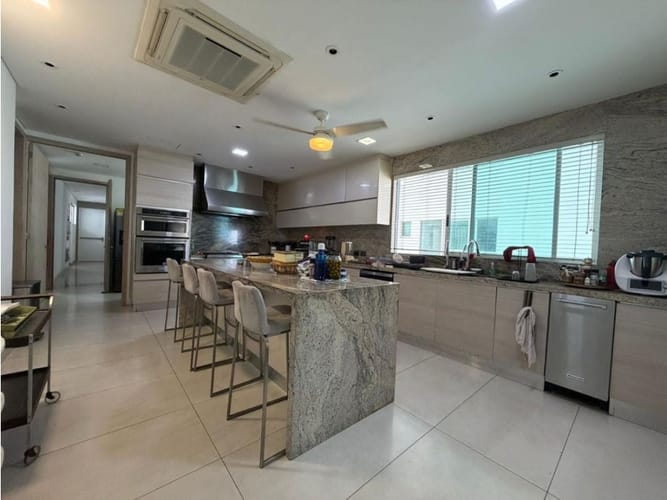 Apartamento de 3 alcobas en venta en Castillogrande, Cartagena, 360 m² · foto 7 de 13