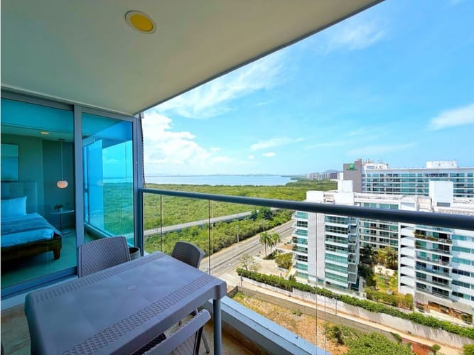 Apartamento de 2 alcobas en venta en La Boquilla, Cartagena, 70 m² · foto 2 de 13