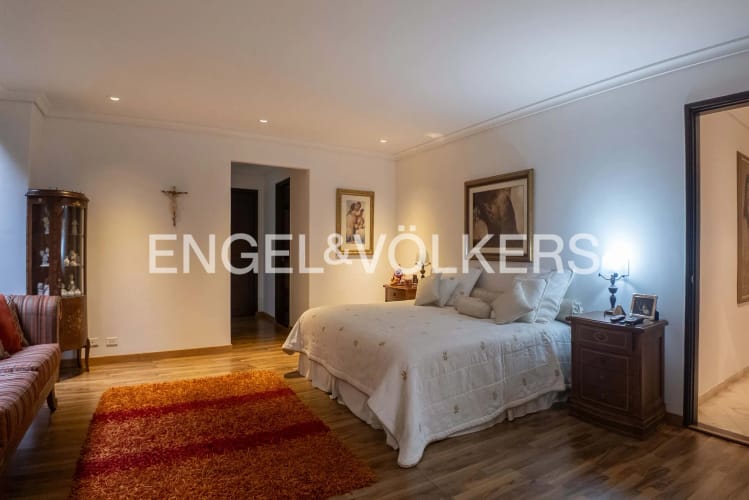 Apartamento en venta en El Poblado, Medellín · foto 10 de 13