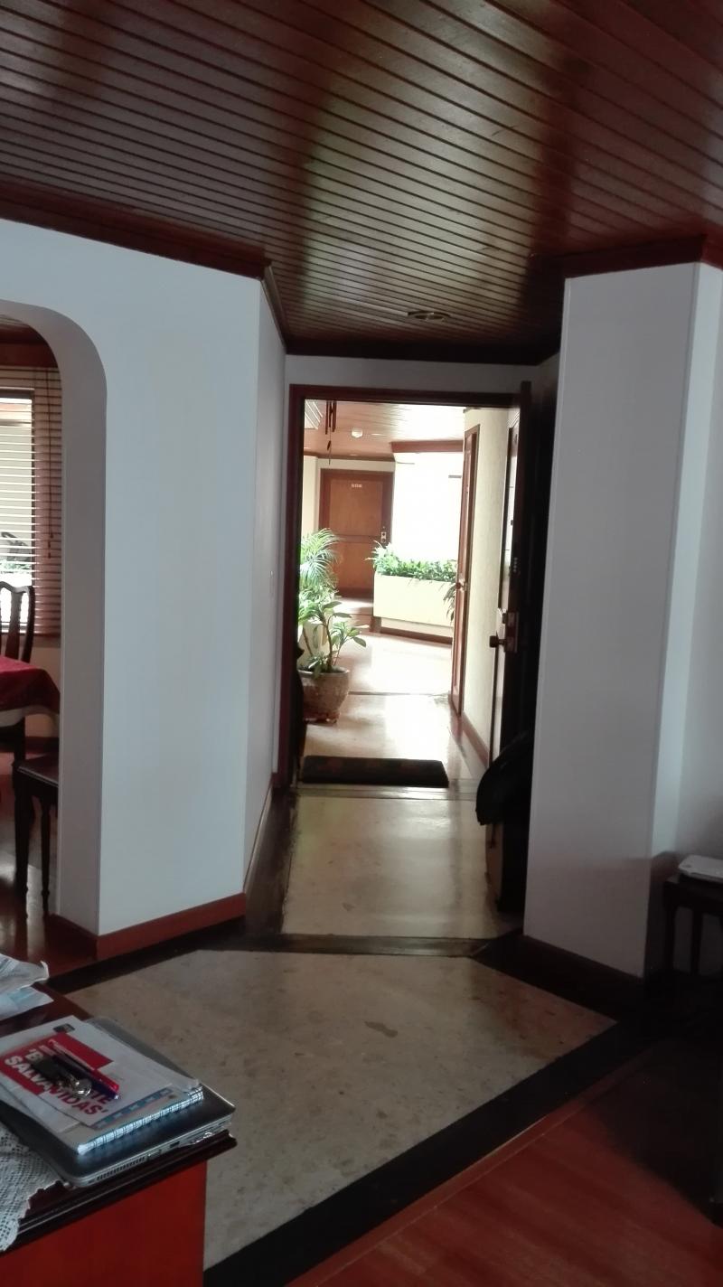 Apartamento en venta en El Chico, Bogotá · foto 10 de 24