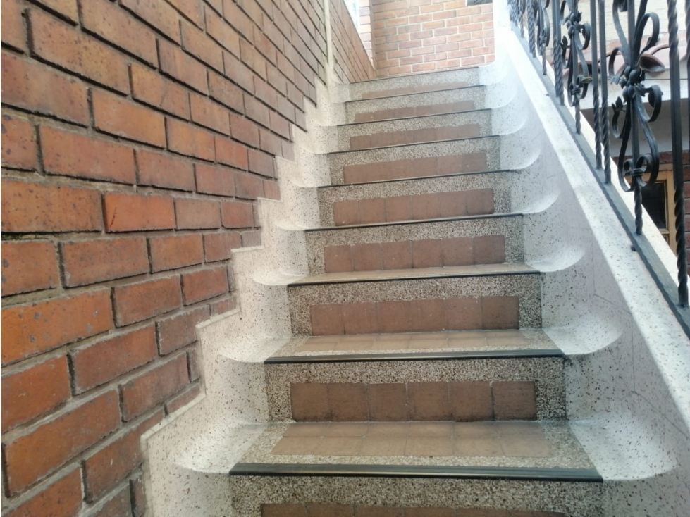 Casa en venta en Niza, Bogotá · foto 5 de 24