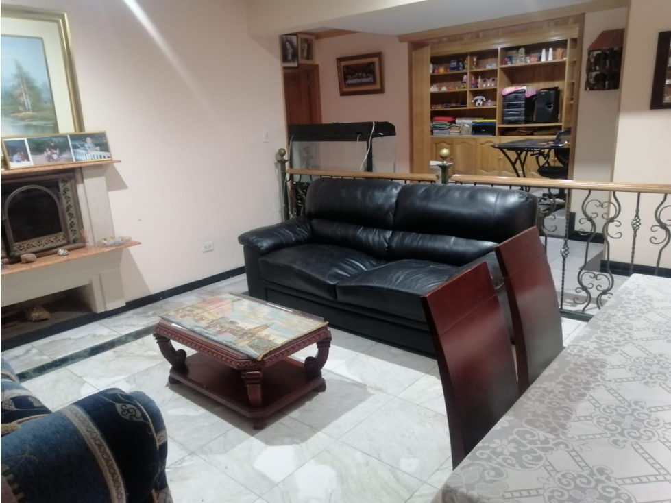 Casa en venta en Niza, Bogotá · foto 17 de 24