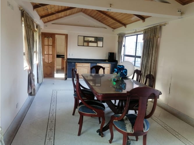 Casa de 6 alcobas en arriendo en Niza, Bogotá, 450 m² · foto 4 de 24