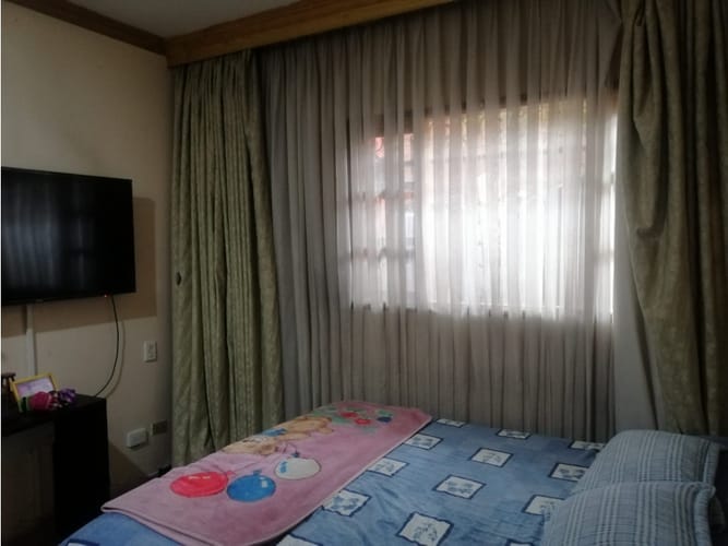 Casa de 6 alcobas en arriendo en Niza, Bogotá, 450 m² · foto 21 de 24