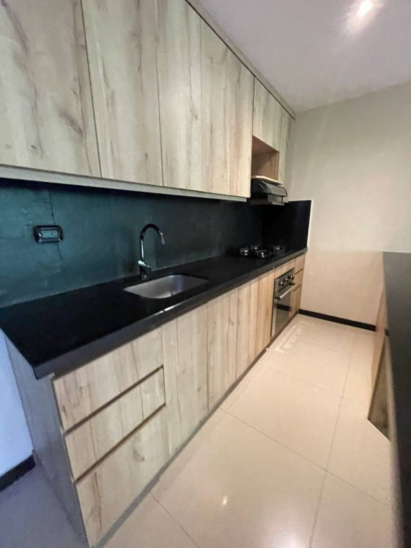 Apartamento en arriendo en Cola Del Zorro, Medellín · foto 4 de 14