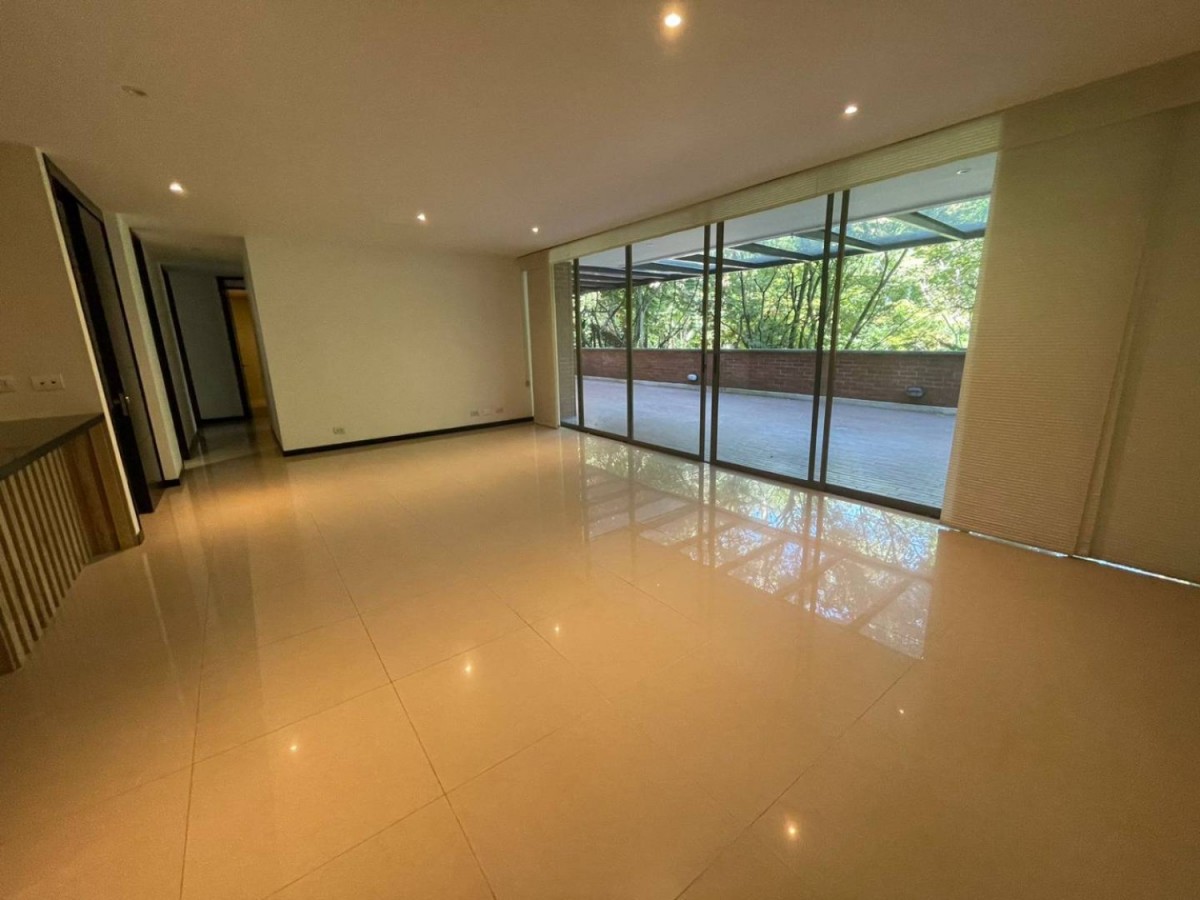 Apartamento en arriendo en Cola Del Zorro, Medellín · foto 5 de 14