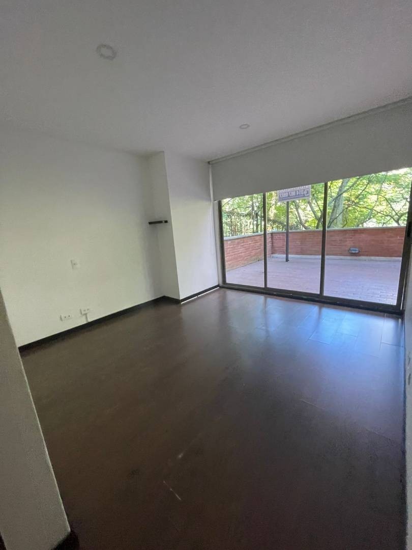 Apartamento en arriendo en Cola Del Zorro, Medellín · foto 11 de 14