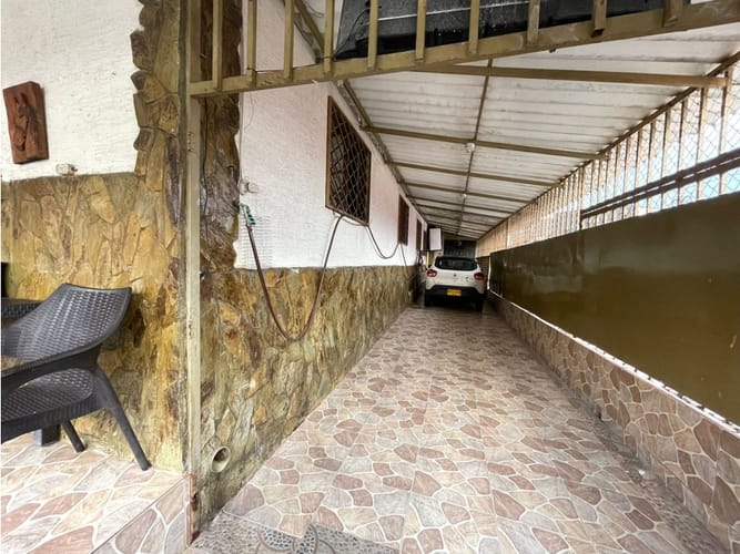 Casa de 4 alcobas en venta en Paraiso, Armenia, 252 m² · foto 23 de 24
