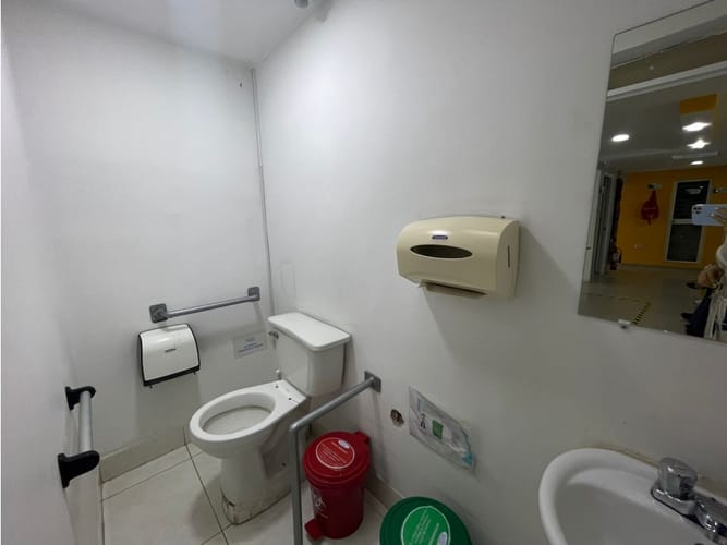 Local en venta en Fundadores, Armenia, 650 m² · foto 12 de 24