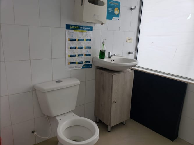 Local en venta en Fundadores, Armenia, 650 m² · foto 13 de 24