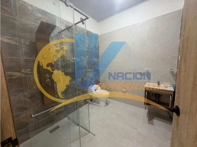Casa de 6 alcobas en venta en Diamante 2, Bucaramanga, 300 m² · foto 4 de 14