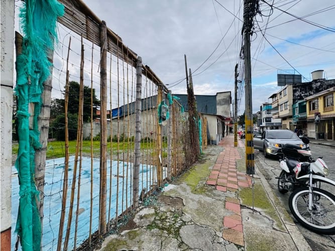 Lote en venta en Uribe, Armenia, 754 m² · foto 6 de 7