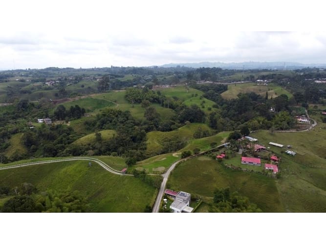 Lote en venta en El Congal, Armenia, 642 m² · foto 9 de 15