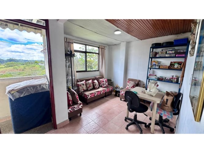 Casa en venta en Oro Negro, Armenia · foto 2 de 21