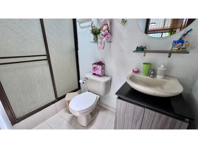 Casa en venta en Oro Negro, Armenia · foto 8 de 21