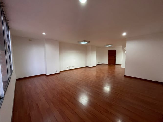 Local en venta en La Castellana, Armenia, 56 m² · foto 3 de 6