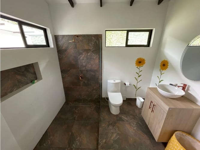 Casa de 3 alcobas en venta en El Caimo, Armenia, 460 m² · foto 18 de 24