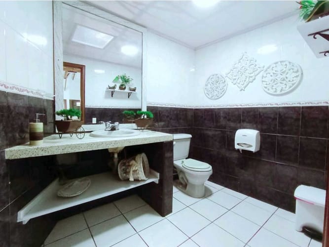 Casa de 5 alcobas en venta en Vía El Caimo, Armenia, 500 m² · foto 11 de 24