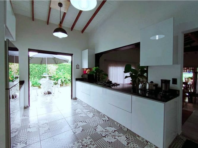 Casa de 5 alcobas en venta en Vía El Caimo, Armenia, 500 m² · foto 13 de 24