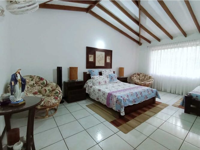 Casa de 5 alcobas en venta en Vía El Caimo, Armenia, 500 m² · foto 14 de 24