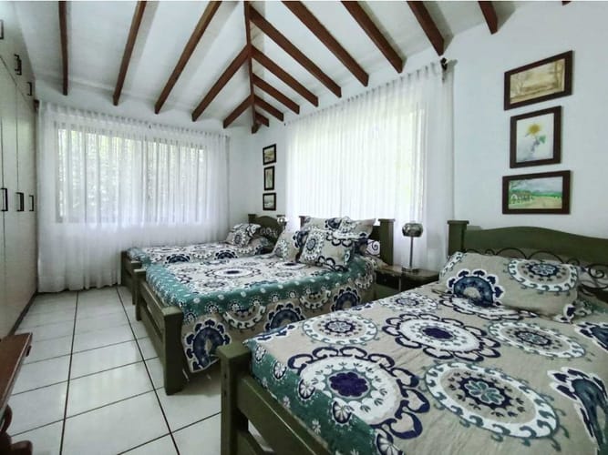 Casa de 5 alcobas en venta en Vía El Caimo, Armenia, 500 m² · foto 21 de 24