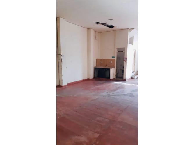 Bodega en venta en Sector Parque Valencia, Armenia, 110 m² · foto 2 de 4