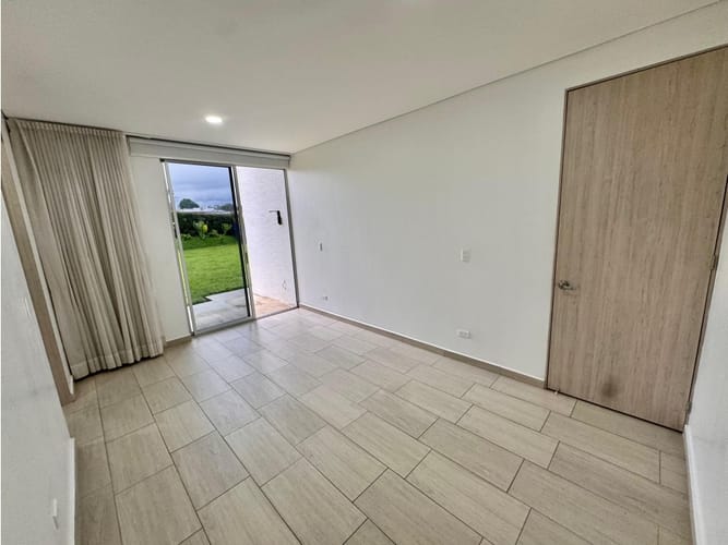 Casa de 5 alcobas en venta en Vía El Caimo, Armenia, 270 m² · foto 21 de 24