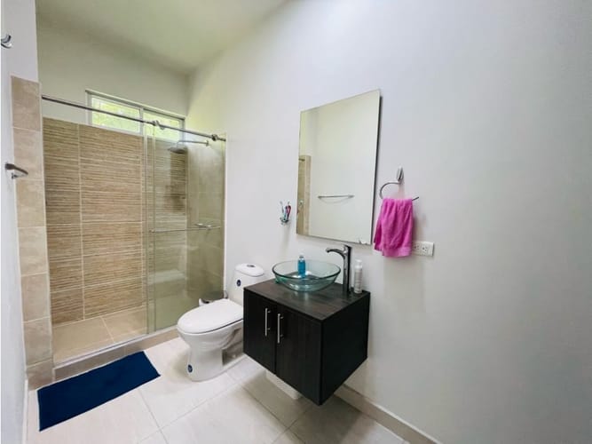 Casa de 3 alcobas en venta en El Caimo, Armenia, 220 m² · foto 11 de 20