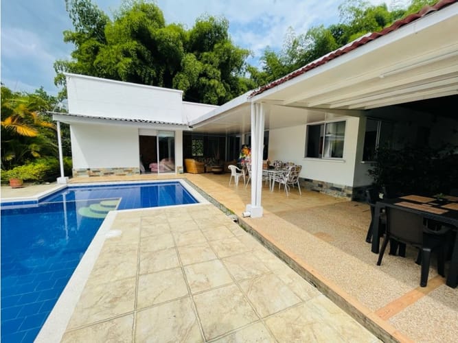 Casa de 3 alcobas en venta en El Caimo, Armenia, 220 m² · foto 18 de 20
