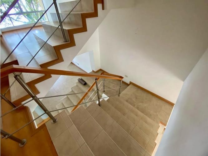 Casa de 4 alcobas en venta en Norte De Armenia, Armenia, 495 m² · foto 7 de 19