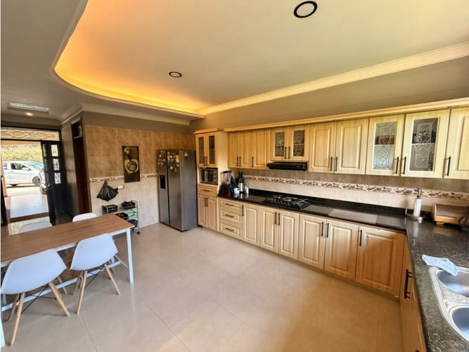 Casa de 4 alcobas en venta en Via Circasia, Armenia, 427 m² · foto 9 de 24