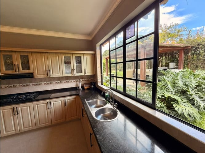 Casa de 4 alcobas en venta en Via Circasia, Armenia, 427 m² · foto 12 de 24