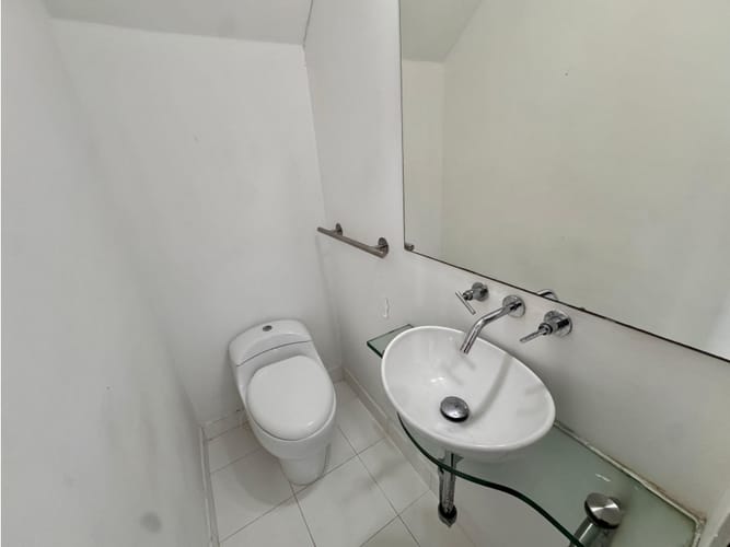 Casa de 4 alcobas en venta en Los Profesionales, Armenia, 237 m² · foto 22 de 24