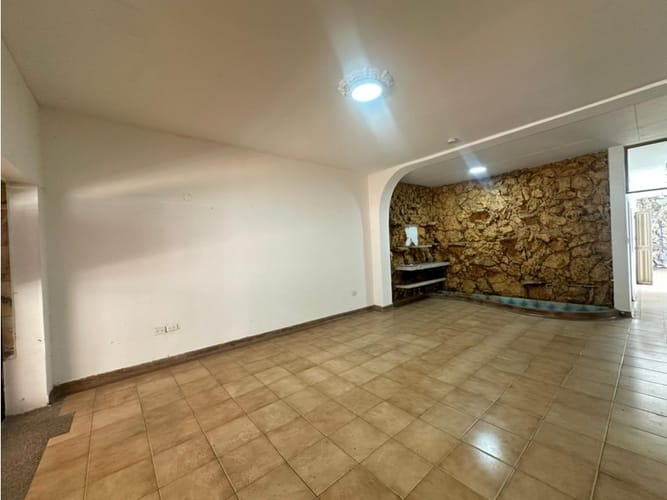 Casa de 4 alcobas en venta en Centro, Neiva, 240 m² · foto 2 de 22