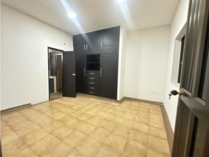 Casa de 4 alcobas en venta en Centro, Neiva, 240 m² · foto 4 de 22