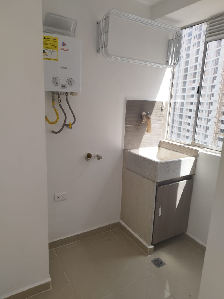 Apartamento en venta en San Gabriel, Medellín · foto 8 de 18