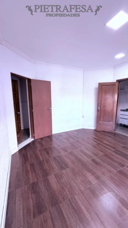 Casa en alquiler, 2 dormitorios, 1baño. Malvin. · Foto 3