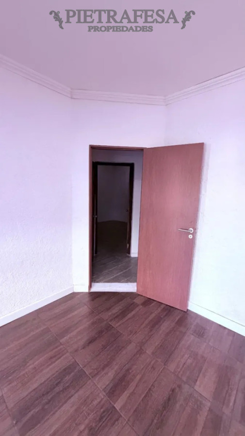 Casa en alquiler, 2 dormitorios, 1baño. Malvin. · Foto 6