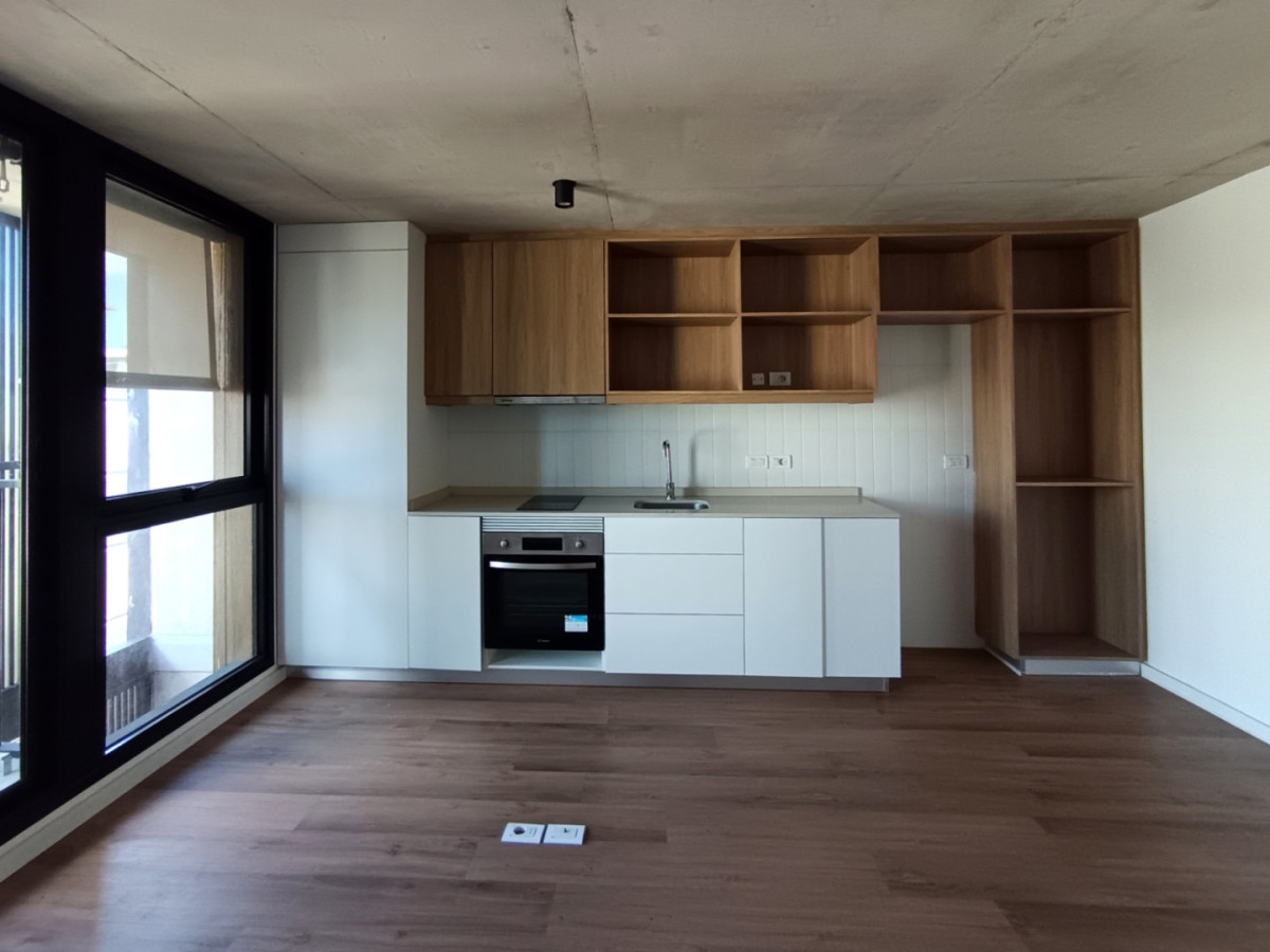 Alquiler Apartamento Nuevo De 1 Dormitorio Con Balcón Al Frente En Centro · Foto 4