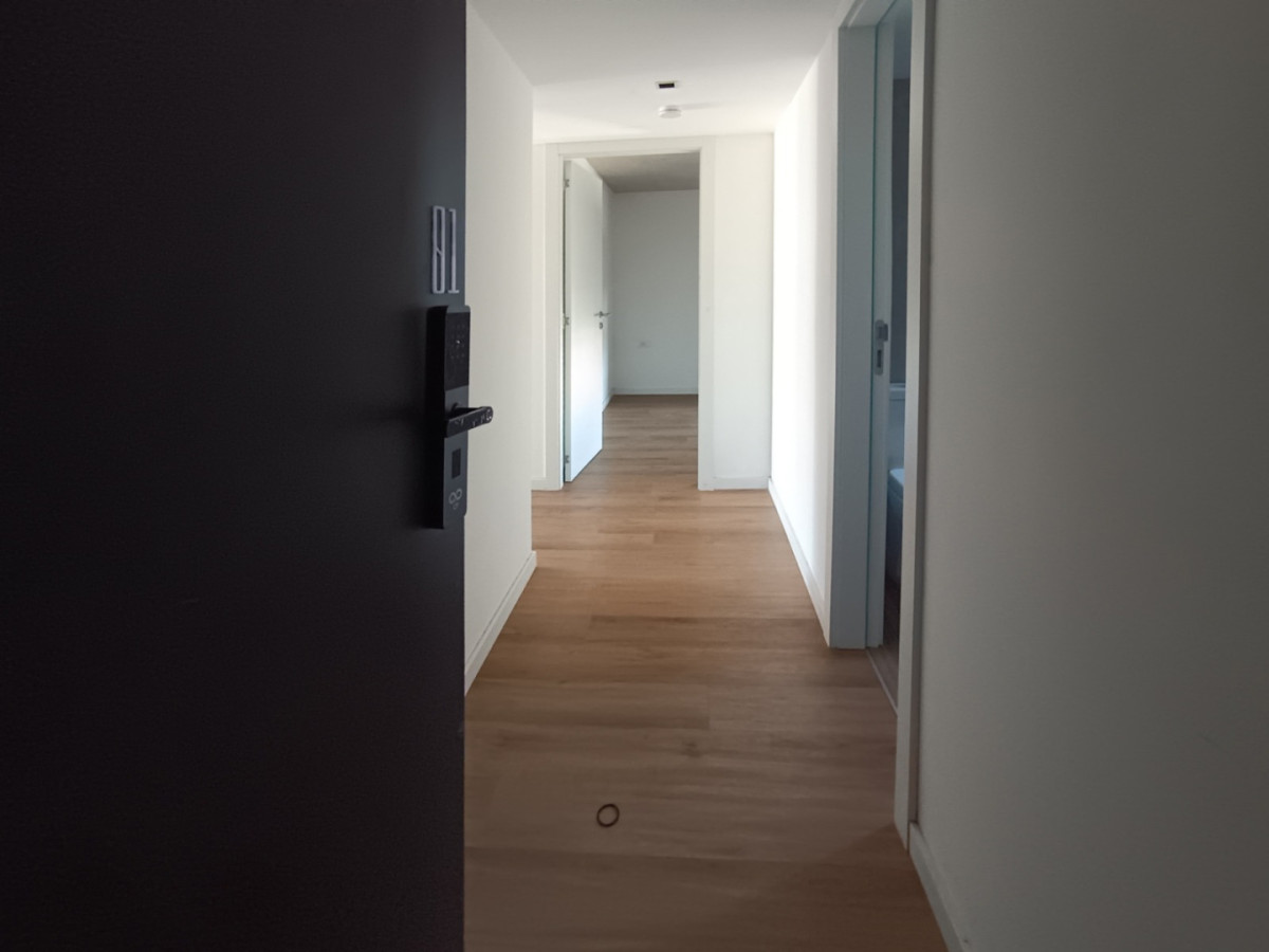 Alquiler Apartamento Nuevo De 1 Dormitorio Con Balcón Al Frente En Centro · Foto 7