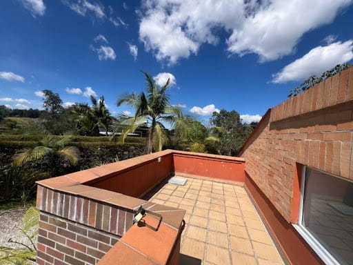 Casa de 4 alcobas en venta en El Tablazo, Rionegro, 426 m² · foto 3 de 24